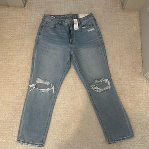 BNWT American Eagle Hi-Rise Mom Jean Stretch Size 8 Short